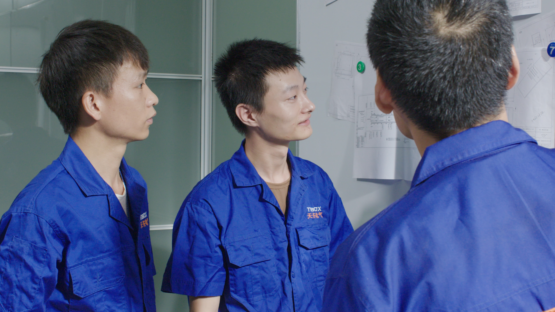 序列 01.00_01_14_02.静止105.jpg 序列 01.00_01_14_02.静止105.jpg